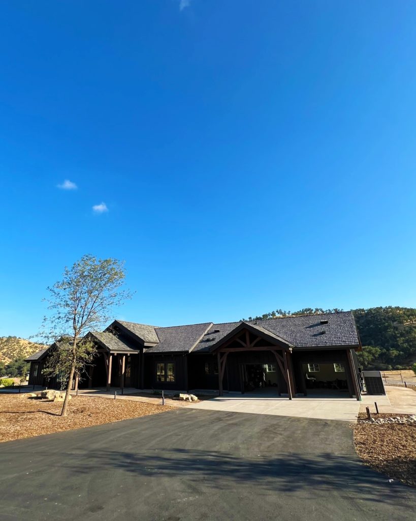 Exterior of ranch home in Bradley, CA that utilizes radiant floor cooling and heating.